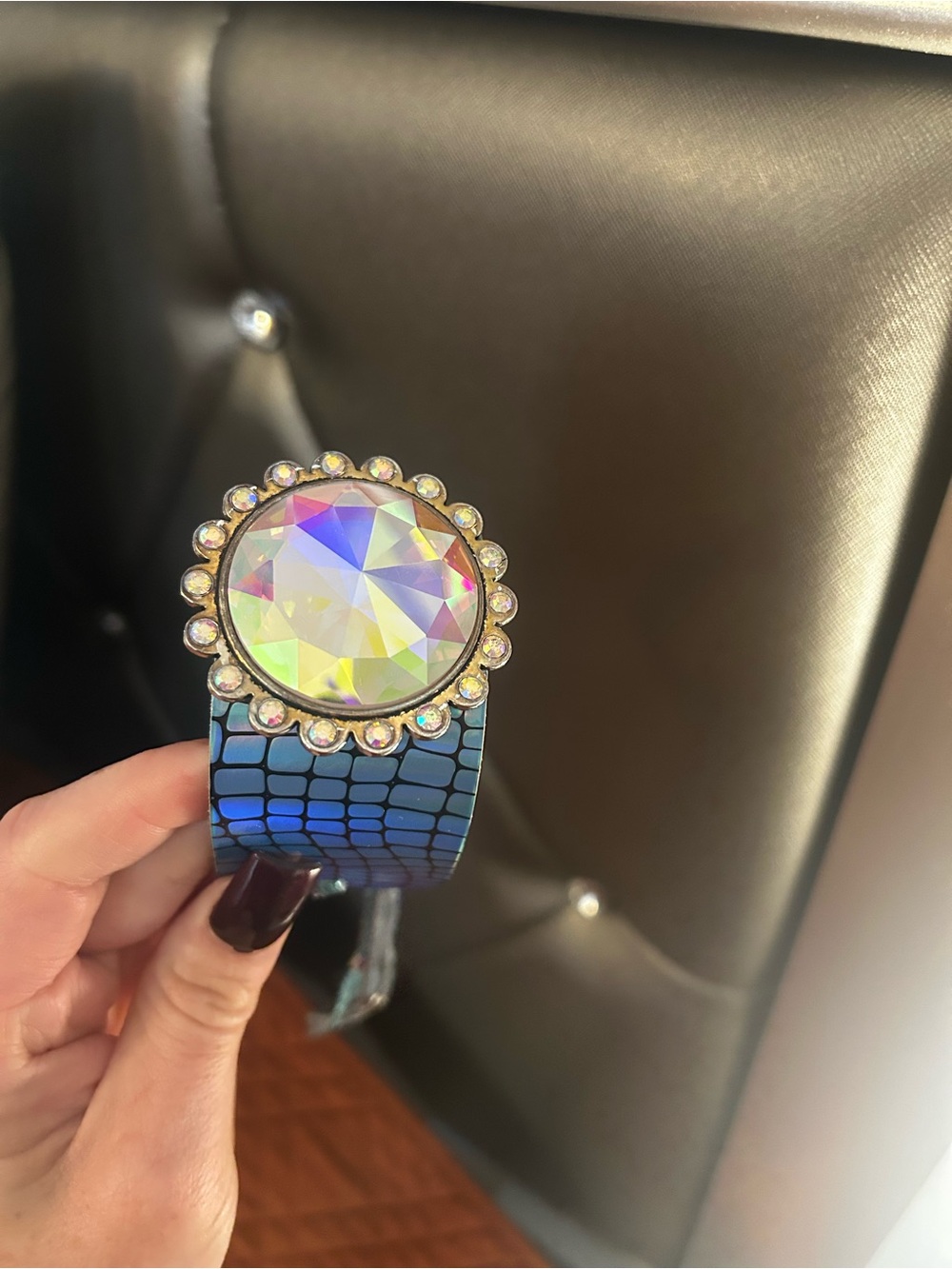 Crystal stone cuff